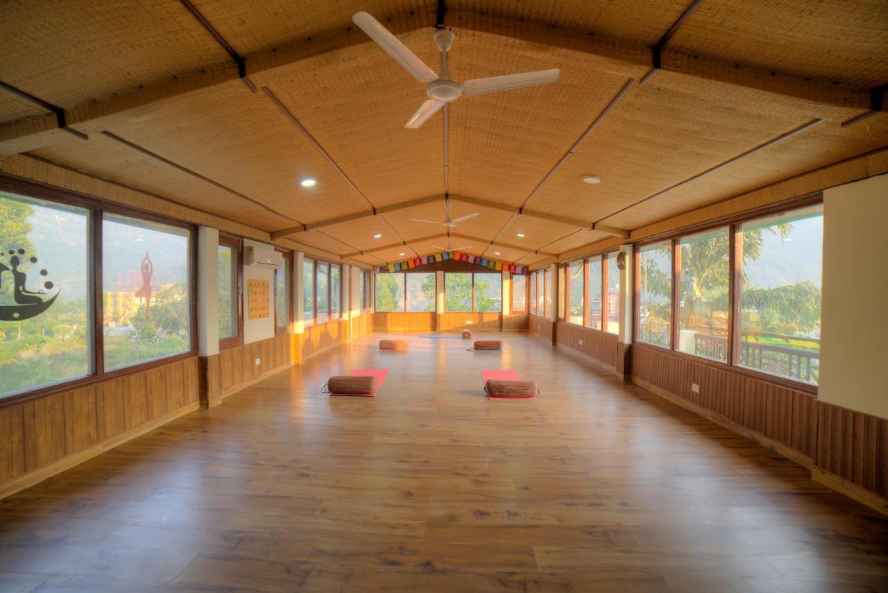 Yogved Hospitality & Resort Rishikesh Bagian luar foto