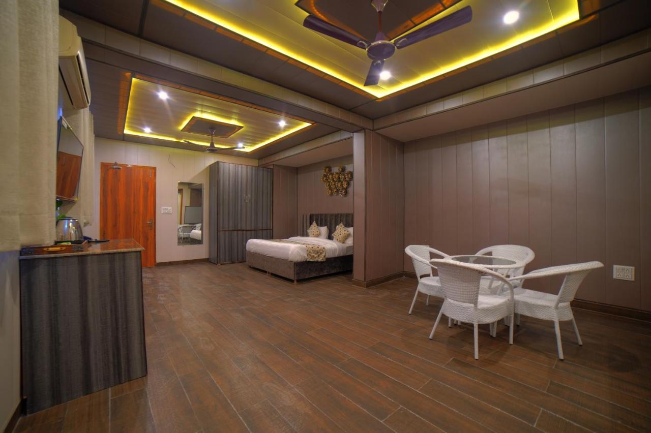 Yogved Hospitality & Resort Rishikesh Bagian luar foto
