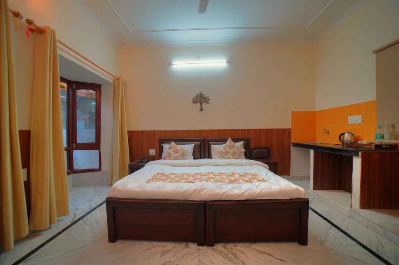 Yogved Hospitality & Resort Rishikesh Bagian luar foto