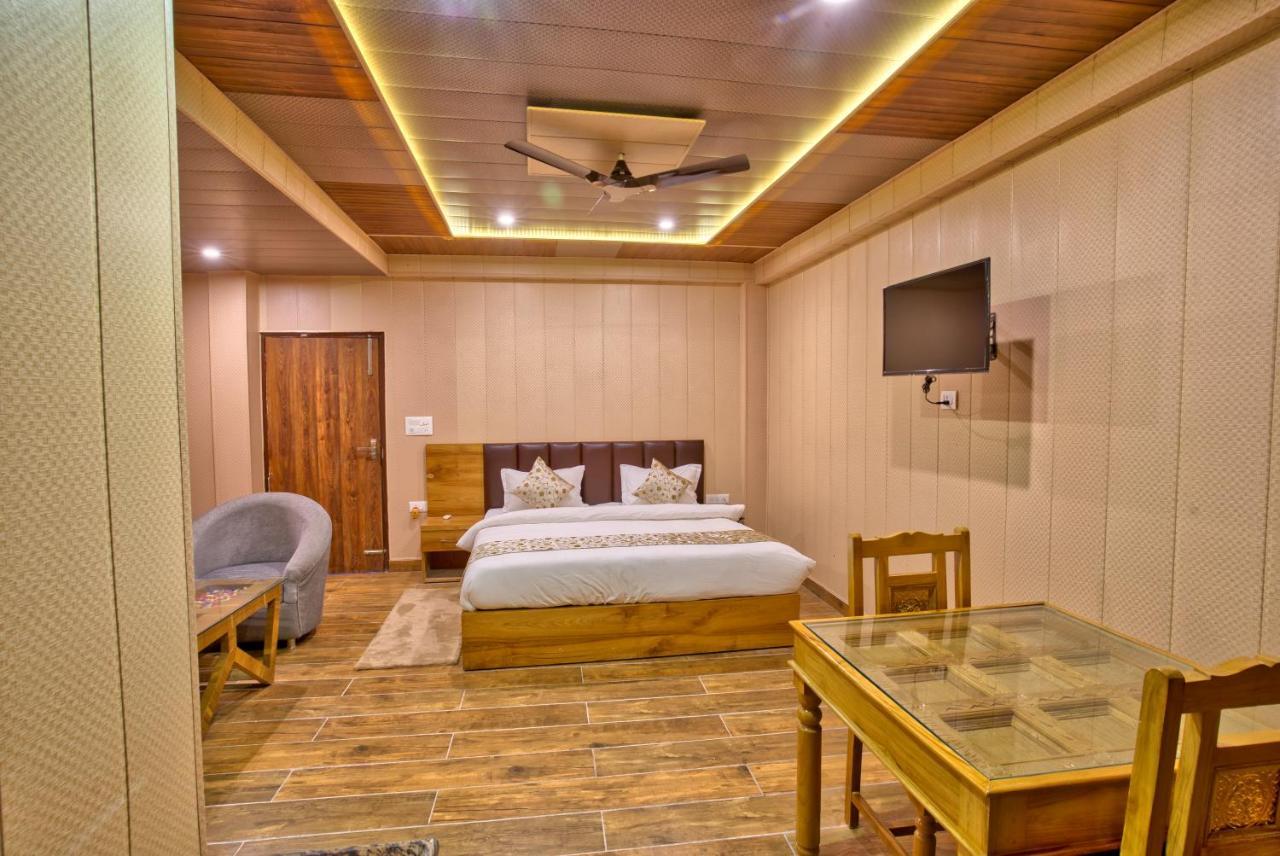 Yogved Hospitality & Resort Rishikesh Bagian luar foto