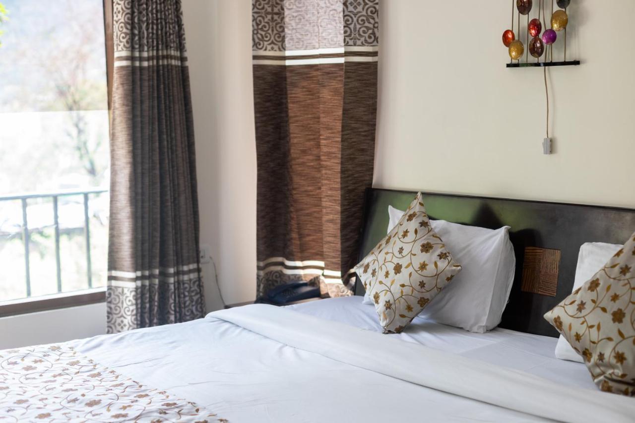 Yogved Hospitality & Resort Rishikesh Bagian luar foto