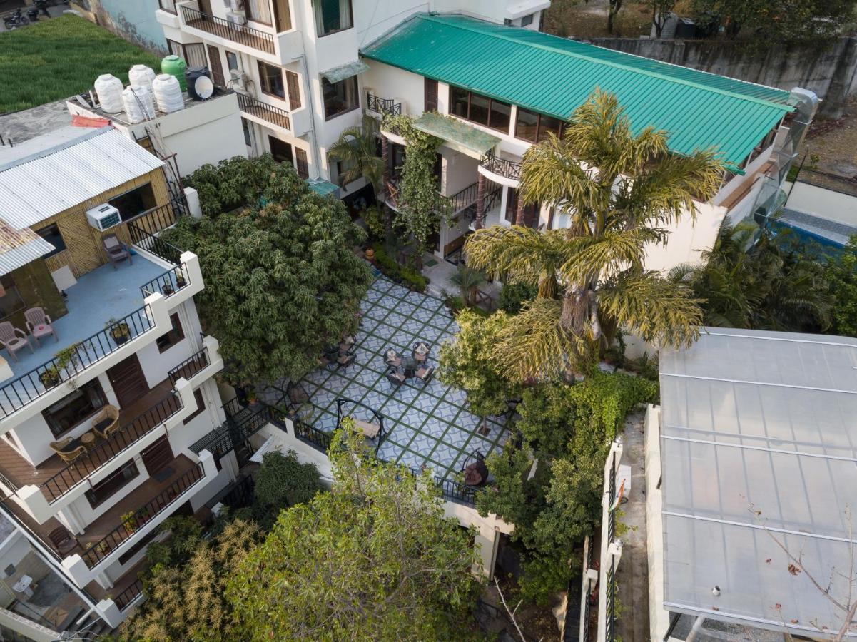 Yogved Hospitality & Resort Rishikesh Bagian luar foto