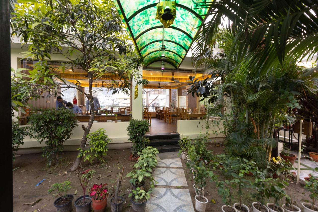 Yogved Hospitality & Resort Rishikesh Bagian luar foto