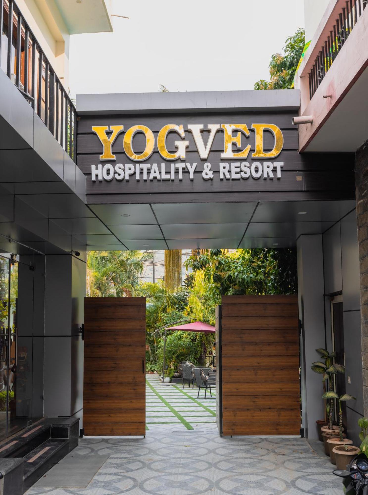Yogved Hospitality & Resort Rishikesh Bagian luar foto