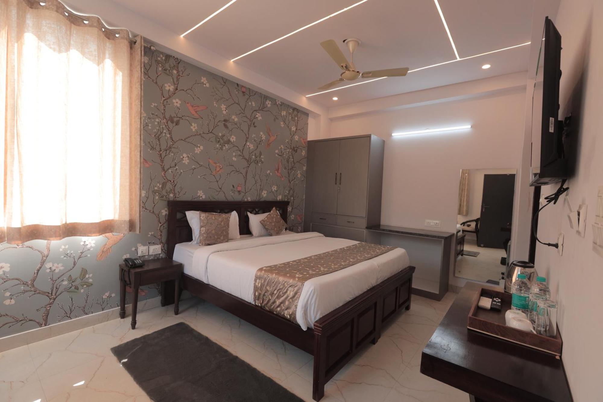 Yogved Hospitality & Resort Rishikesh Bagian luar foto